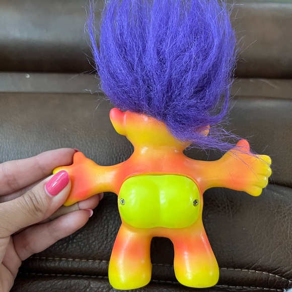 Colorful Troll - Picture 2 of 2